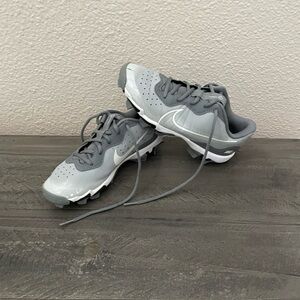Kids Gray Nike Athletic baseball cleats Shoes